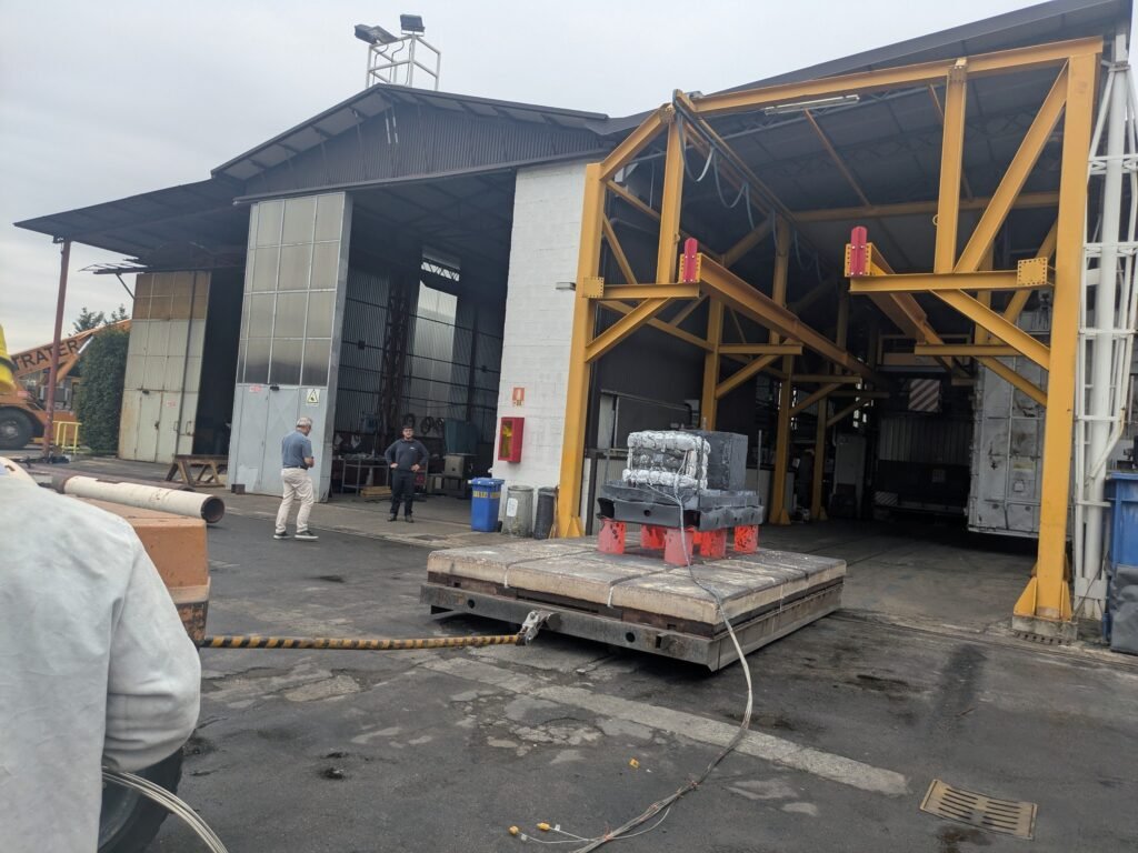 hh